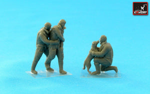 Armory Models F7224b : Maquette d&amp;#39;un membre d&amp;#39;équipage de la RAF en tenue de haute altitude pendant la Seconde Guerre mondiale – « Amis » au 1/72 – image 4