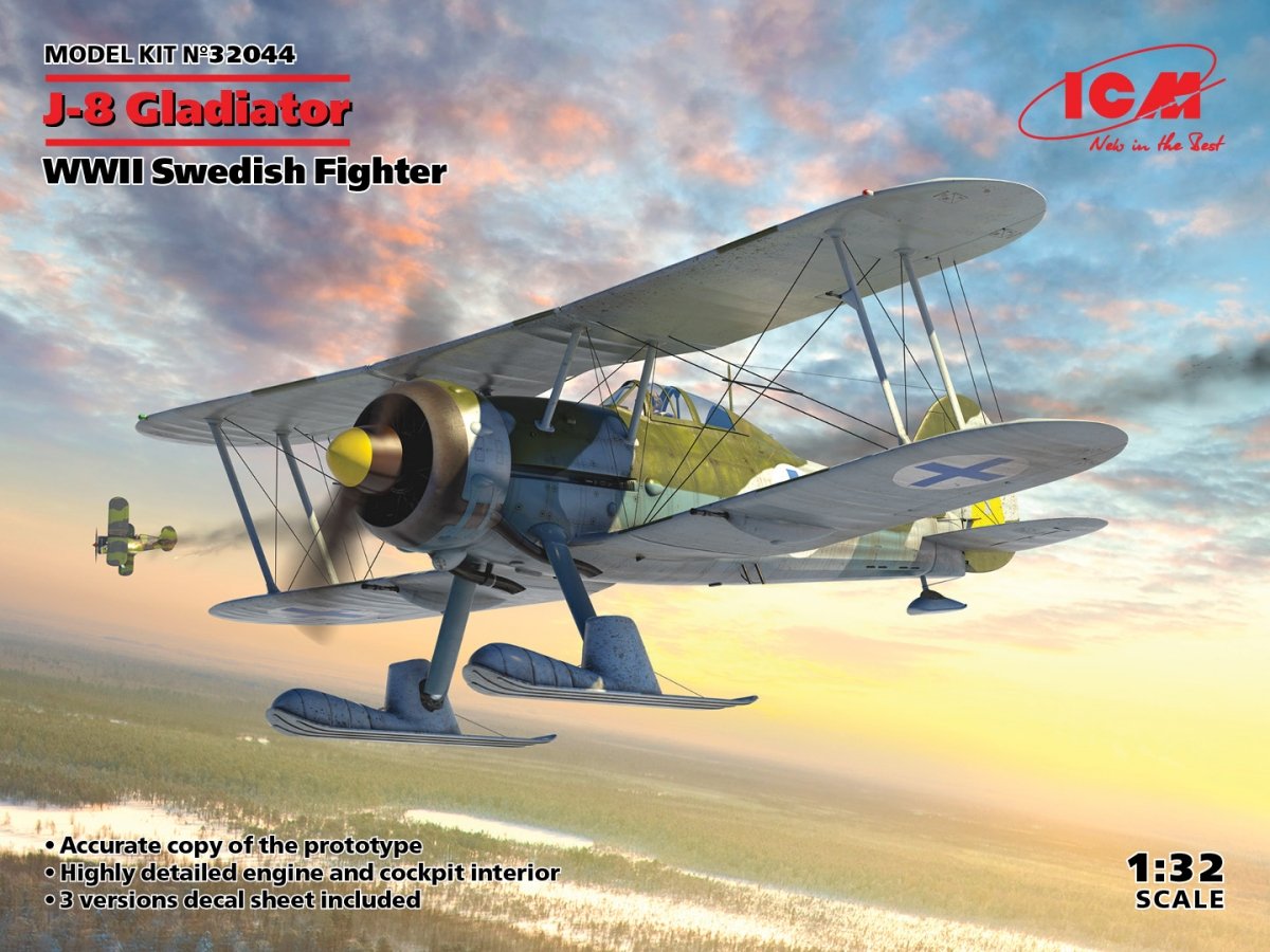 ICM 32044 J-8 Gladiator Chasseur suédois de la Seconde Guerre mondiale 1/32