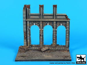 Ruines de maison Black Dog D48002 (Europe) socle 1/48 – image 5
