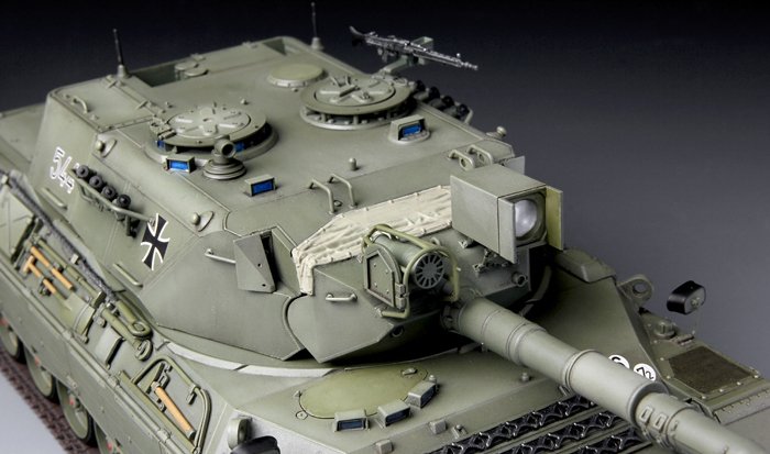 Meng Model TS-007 GERMAN MAIN BATTLE TANK LEOPARD 1 A3/A4 1/35 – zdjęcie 6