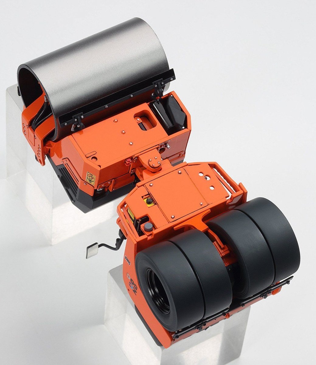Hasegawa WM02 HITACHI ROULEAUX COMBINÉS VIBRANTS ZC50C-5 (1/35) – image 4