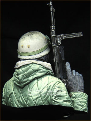 Young Miniatures YM1874 Fallschirmjäger allemand Eastfront 1943 1/10 – Bild 6