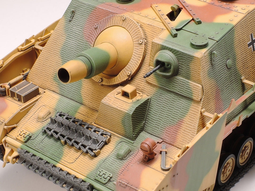 Tamiya 35353 Sd.Kfz.166 Sturmpanzer IV Brummbar Production tardive (1/35)  – image 10