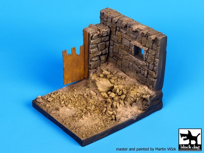 Socle de maison Black Dog D35025 au 1/35 – immagine 3