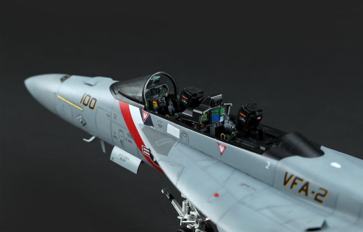 Meng LS-016 BOEING F/A-18F SUPER HORNET CHASSEURS DE BONUS 1/48 – image 5
