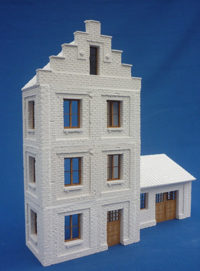 RT-Diorama 35248 Façade de maison européenne 1/35 – imagen 2