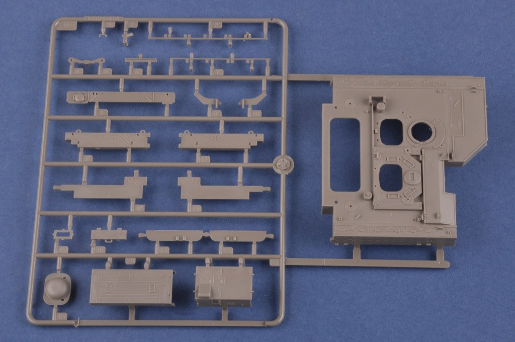 Hobby Boss 84547 IDF PUMA CEV 1/35 – immagine 10