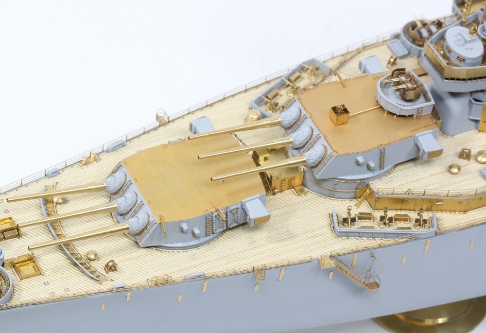 Pontos 37026FN USS BB-63 Missouri 1945 Ensemble de détails avancés (Pont en bois teinté teck) (1/350) – image 4