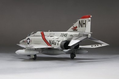 Fine Molds FP43S Chasseur à réaction F-4J « Aardvarks » de l&amp;#39;US Navy, échelle 1/72 – immagine 5