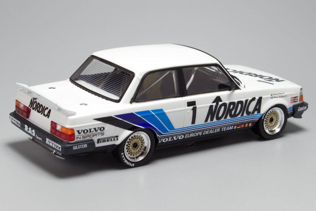 NuNu PN24013 Volvo 240 Turbo &amp;#39;86 ETCC Hockenheim Gagnant 1/24 – image 3