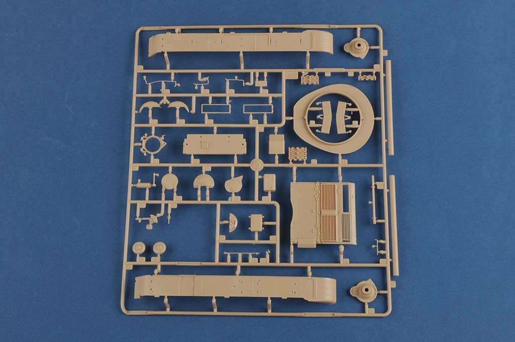 Hobby Boss 84540 Char moyen chinois Type 59-2 1/35 – image 6