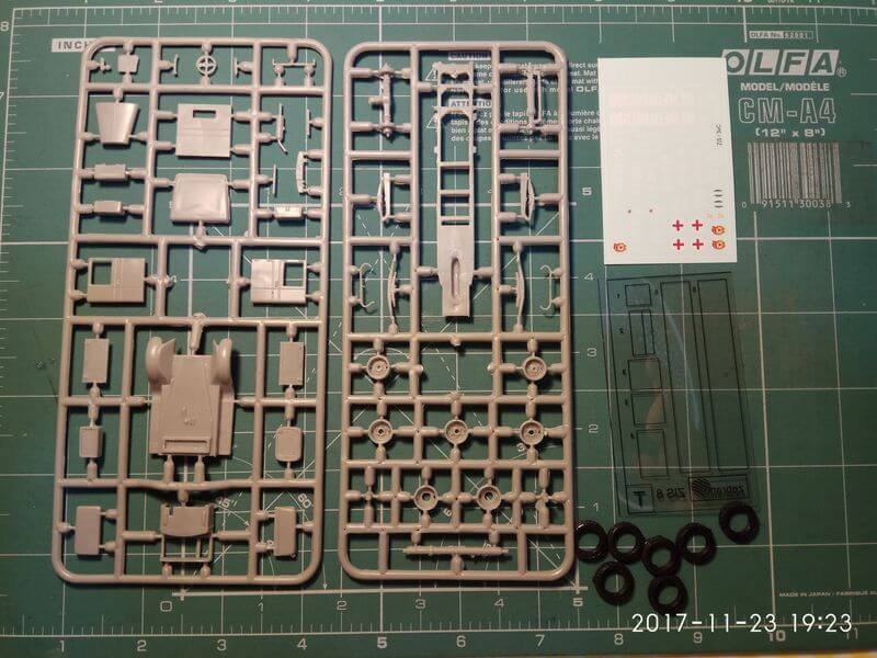 Maquette de bus soviétique ZiS-8 au 1/72 (réf. 72110)  – Bild 7