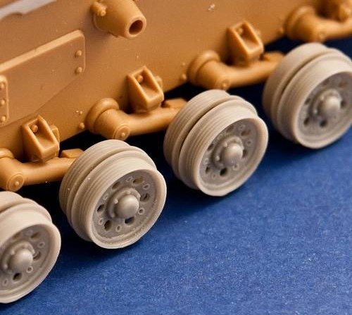 Panzer Art RE35-273 Pz.Kpfw III/StuG III roues brûlées 1/35 – Bild 2