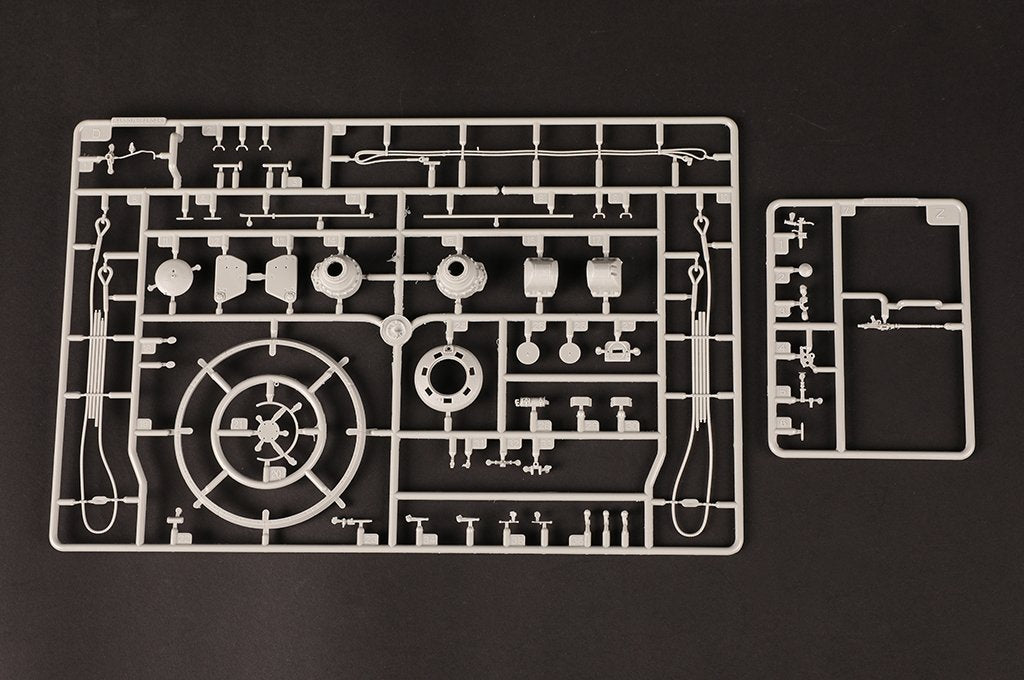 Hobby Boss 84559 Pz.Kpfw.VI Sd.Kfz.182 Tiger II (Henschel 105mm) 1/35 – Bild 11