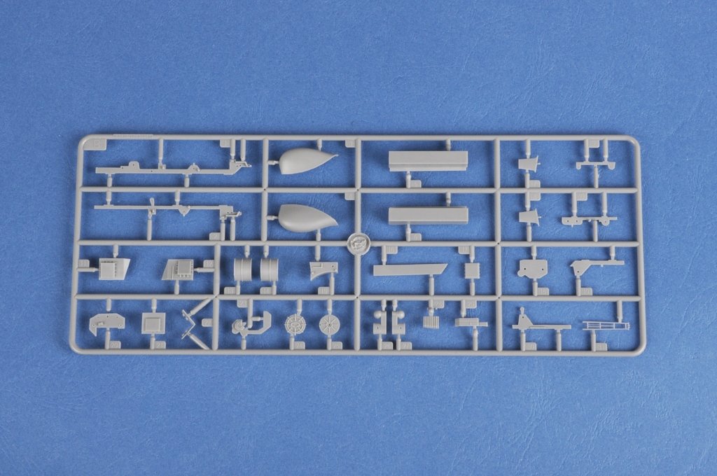 Hobby Boss 83416 Porte-avions soviétique Bakou 1/700 – imagen 6
