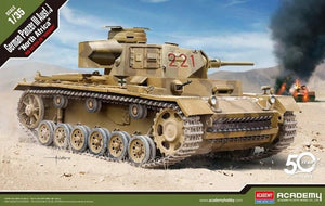 Académie 13531 Panzer III Ausf. J &amp;quot;Afrique du Nord&amp;quot; 1/35