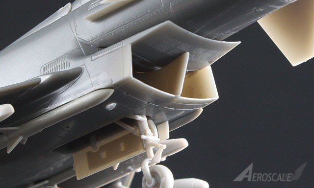 Hasegawa E40 EUROFIGHTER TYPHOON monoplace (1/72) – immagine 4