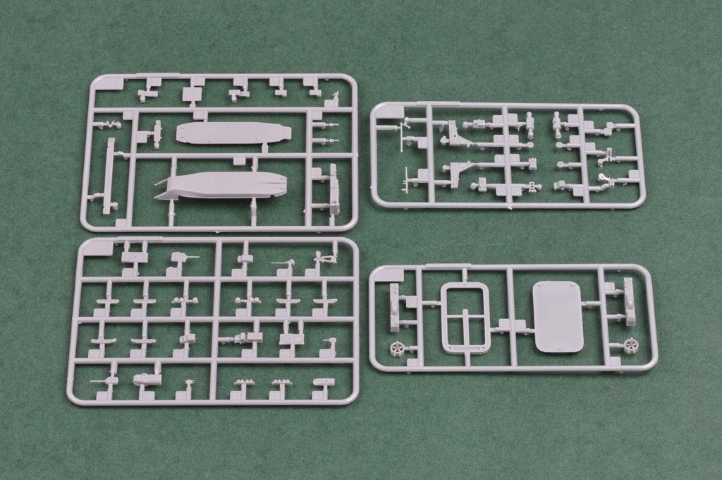 Hobby Boss 83403 USS Essex LHD-2 1/700 – image 11