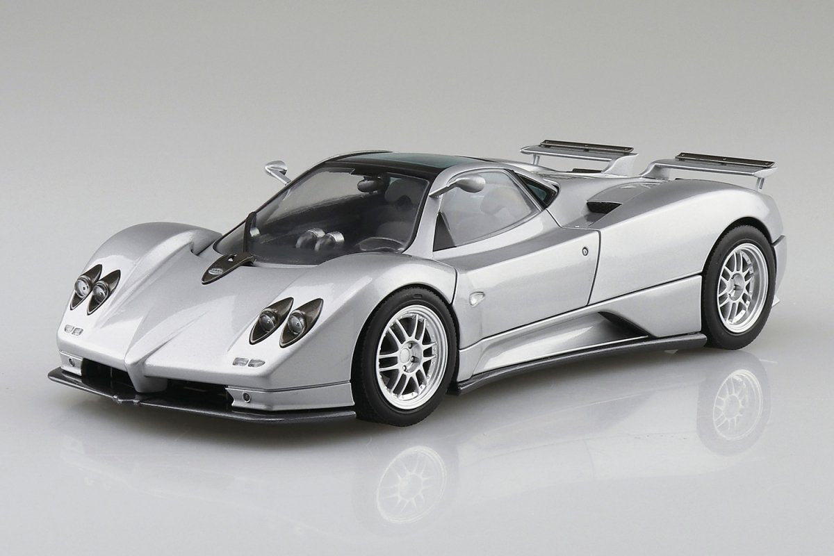 Aoshima 05602 SC7 Pagani Zonda C12S 2000 1/24 – image 2