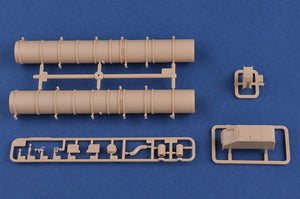 Hobby Boss 85511 Tracteur russe KrAZ-260B avec TEL S-300PMU 5P85TE 1/35 – image 3