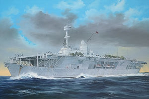 Trumpeter 05633 Porte-avions Weser 1/350