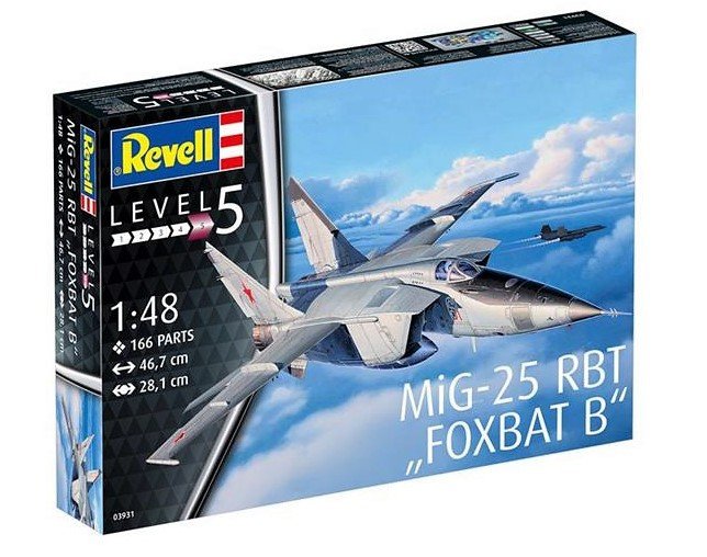 Revell 03931 MiG-25 RBT FOXBAT B 1/48