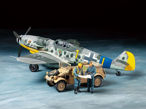 Tamiya 25204 Messerschmitt Bf109 G-6 et Kübelwagen Type 82, coffret au 1/48