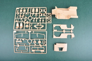Hobby Boss 82467 Meng Shi Véhicule utilitaire léger militaire de 1,5 tonne - Version Parade (1/35) – Bild 5