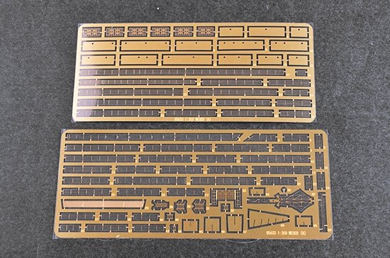Trumpeter 05633 Porte-avions Weser 1/350 – image 13