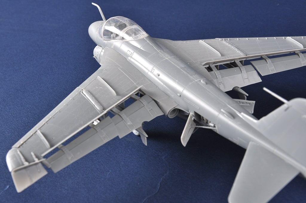 Trumpeter 01640 Grumman A-6A/E Intruder 1/72 – image 8