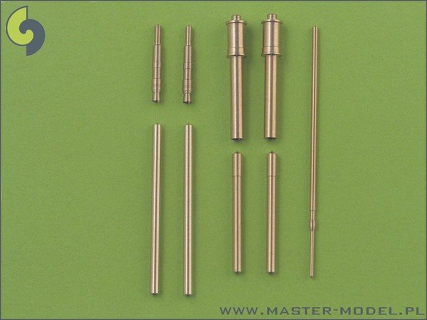 Ensemble d&amp;#39;armement Master AM-48-019 Fw 190 A7, A8 (embouts de canon MG 131, canons MG 151, carénages MG 151) et tube Pitot (1/48)