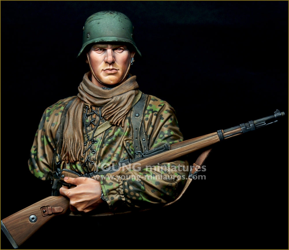 Young Miniatures YM18101 Young German Infantryman WWII 1/10