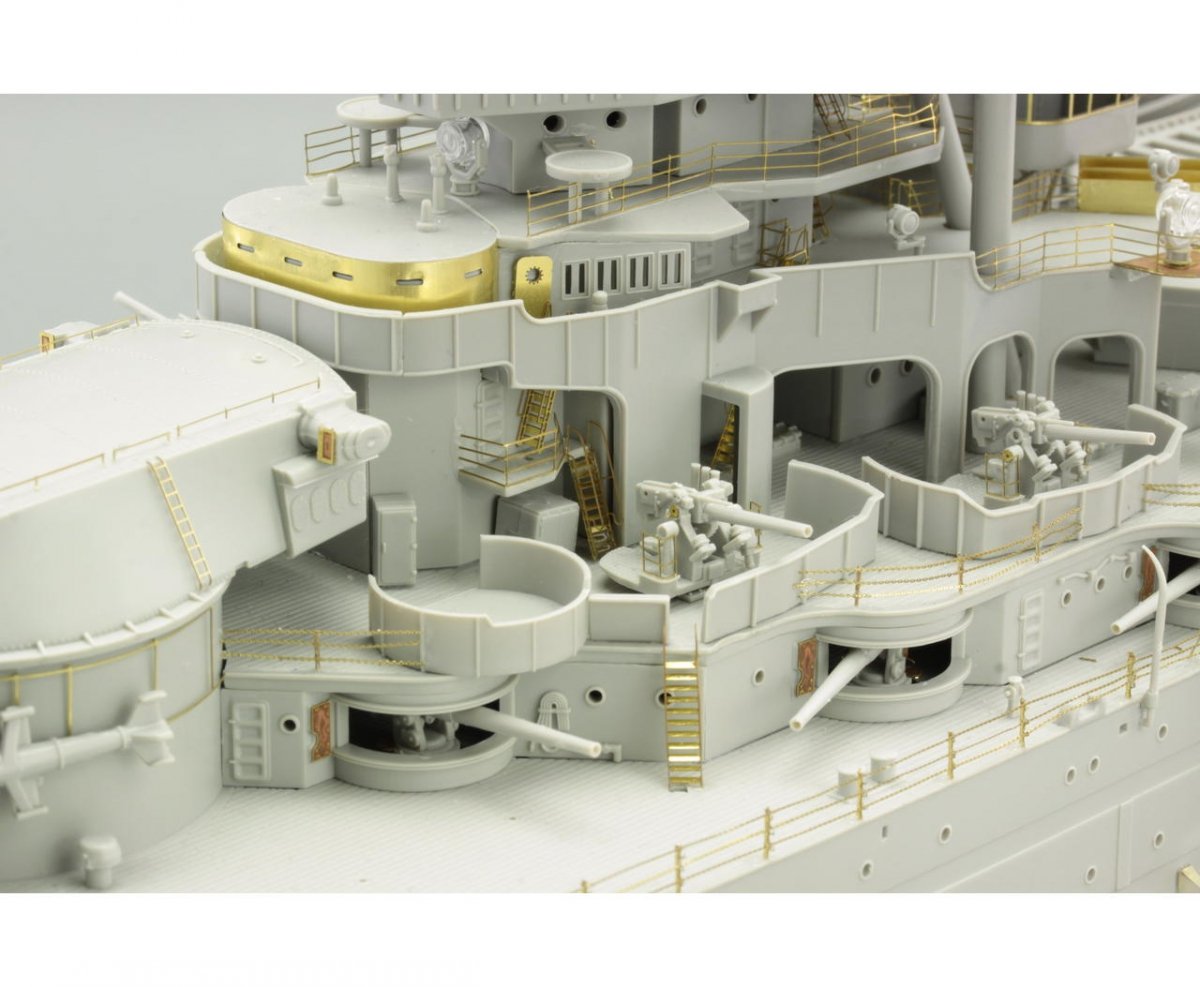 Eduard 53112 USS Arizona partie 6 - superstructure TRUMPETER 1/200 – image 5