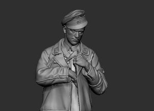Panzer Art FI35-082 Officier de char Waffen-SS Bataille de Koursk n° 2 1/35 – imagen 2