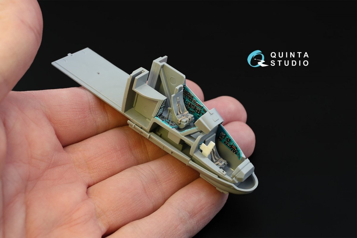 Intérieur imprimé en 3D et coloré sur papier décalcomanie Quinta Studio QD72018 Mi-24P (pour kit Zvezda) 1/72 – image 5