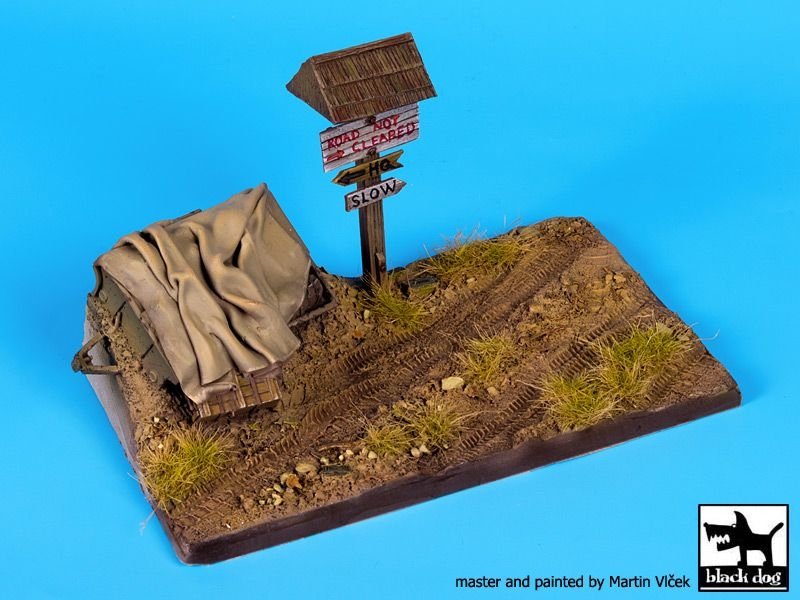 Black Dog D35063 Route avec socle de remorque 1/35  – immagine 3