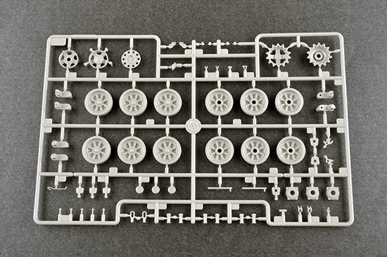 Trumpeter 09547 Char russe T-72A Mod 1983 1/35 – image 15