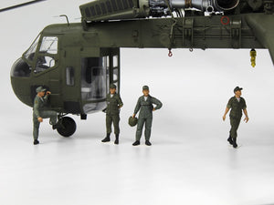 ICM 53101 Pilotes d&amp;#39;hélicoptères américains (années 1960-1970) 1/35  – immagine 14