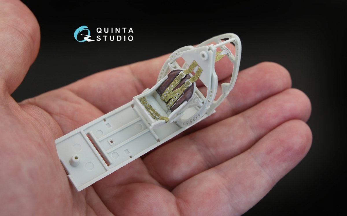 Intérieur imprimé en 3D et coloré sur papier décalcomanie pour Spitfire Mk. IX (Quinta Studio QD32044) (pour maquette Revell) au 1/32 – immagine 5