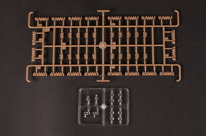 Hobby Boss 84559 Pz.Kpfw.VI Sd.Kfz.182 Tiger II (Henschel 105mm) 1/35 – Bild 15