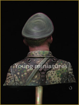 Young Miniatures YM1831 Officier SS allemand de la Waffen-SS 1944 1/10 – image 5
