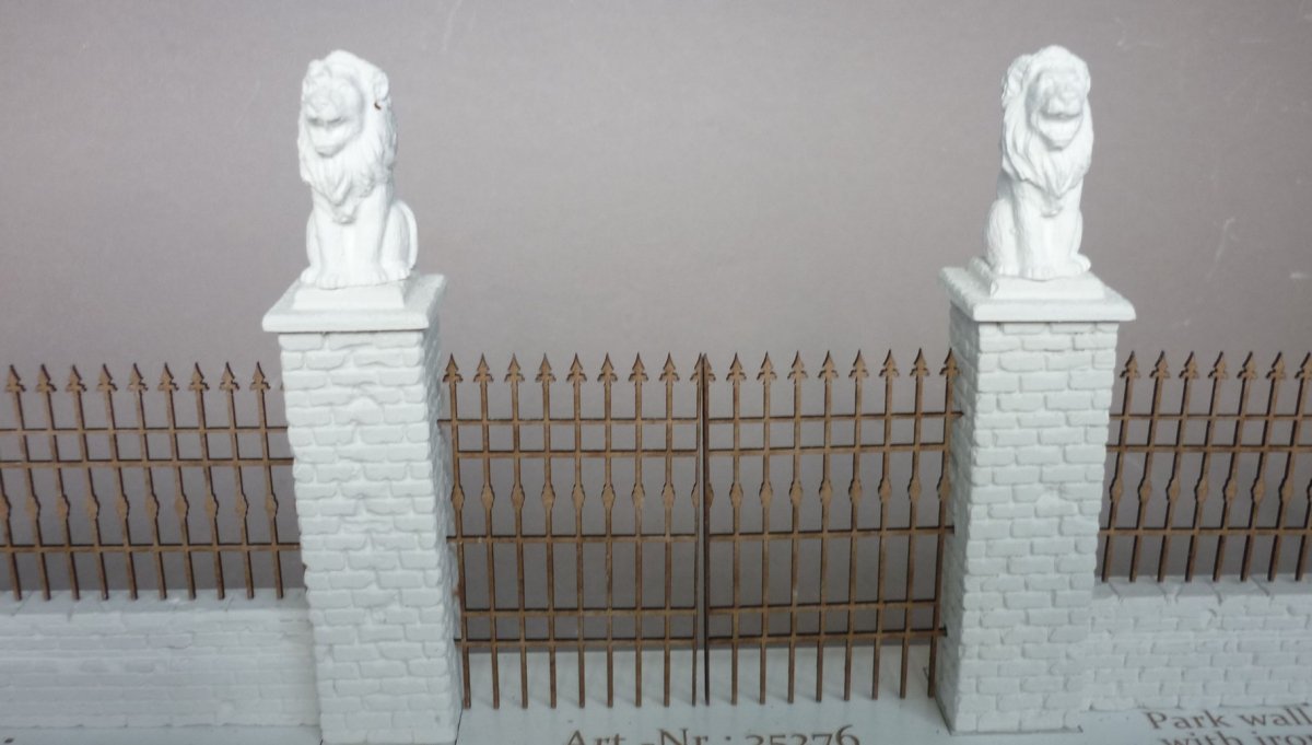 RT-Diorama 35276 Mur de parc avec clôture 1/35 – Bild 3