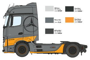 Italeri 3968 MB Actros MP4 Big Space - Édition Grand Prix 1/24 – image 3