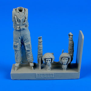 Aerobonus 320089 Pilote soviétique avec gilet de sauvetage - période de la guerre froide 1/32