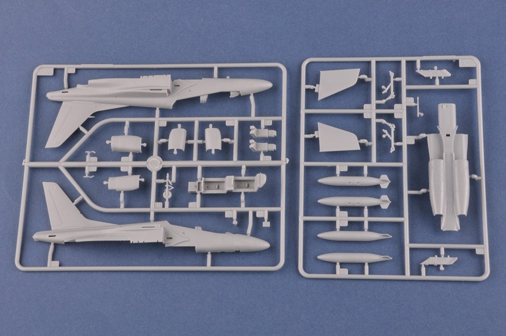 Hobby Boss 87266 JASDF T-4 Trainer 1/72 – image 6