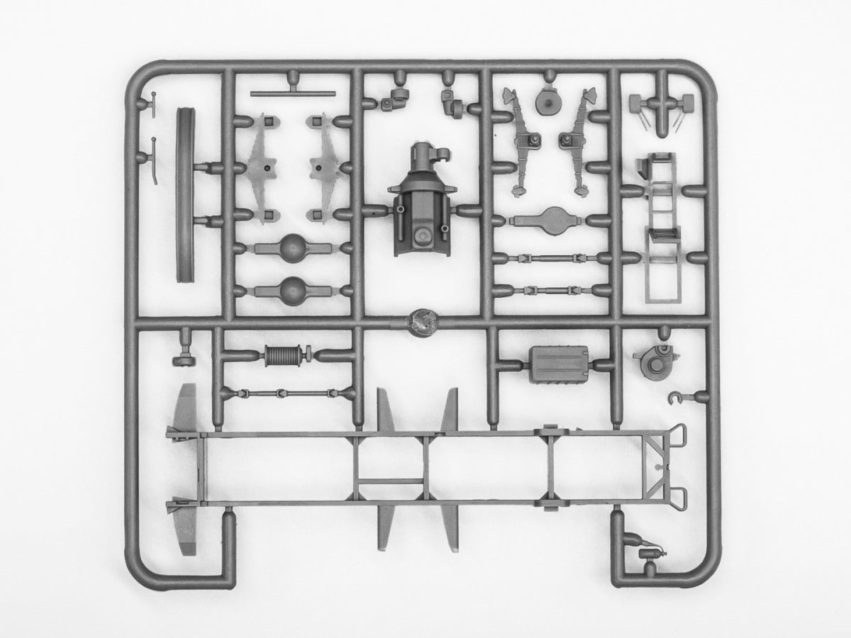 ICM 72821 ZIL-131 AFU avec DShKM 1/72 – imagen 3