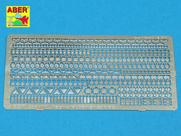 Insigne Aber 35A111 pour soldats allemands (Seconde Guerre mondiale) (1/35)