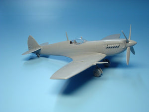 AZ Modèle AZ7378 Spitfire Mk.VIII RAF (1/72)  – immagine 11