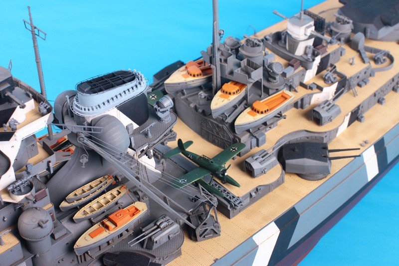 Trumpeter 03702 Cuirassé allemand Bismarck (1/200) – image 3