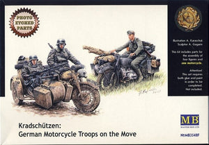 Master Box 3548F Kradschutzen : Troupes de motards allemands en mouvement (1/35)